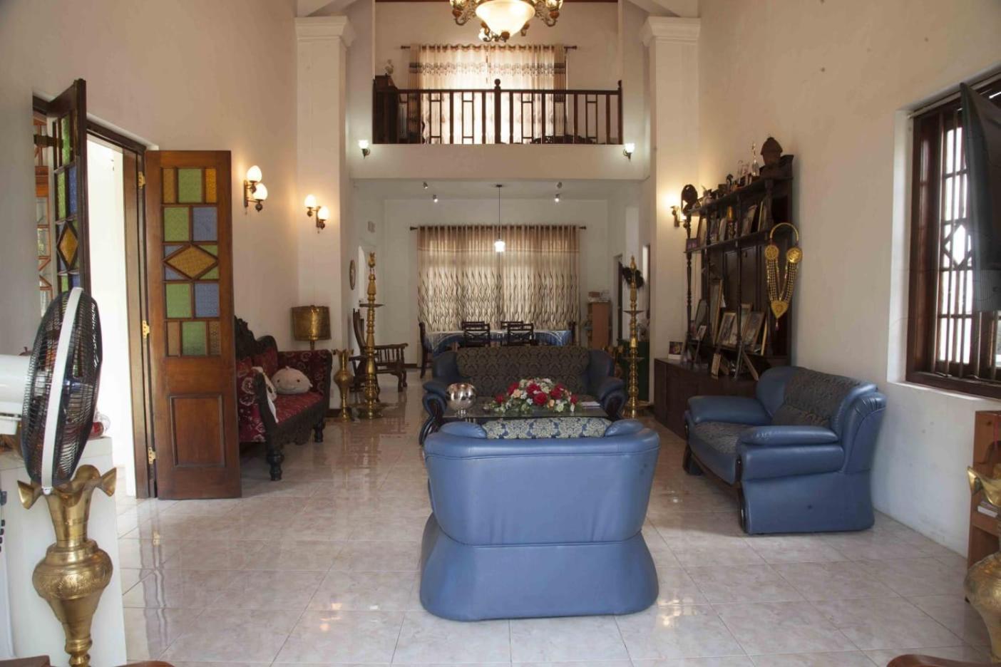 Antique Tourists Lodge Канди Екстериор снимка